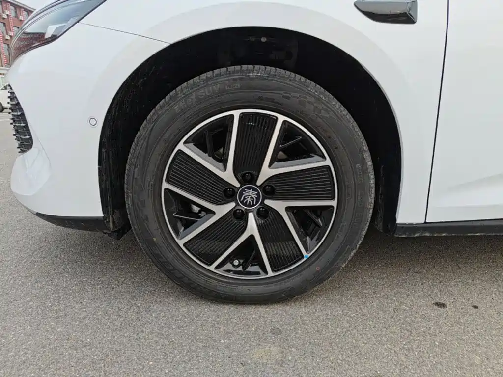 BYD Qin L 2026 2026 Model DM-i Smart Drive Edition 128KM Pioneer
