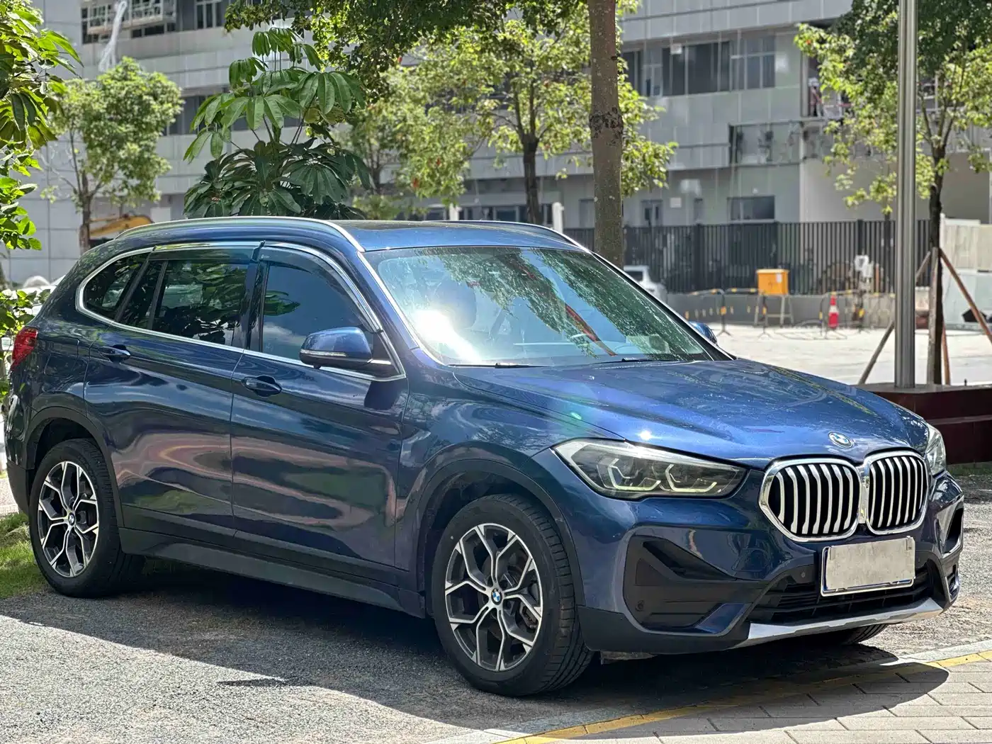 BMW X1 2020 sDrive25Li Leading Model фото 3