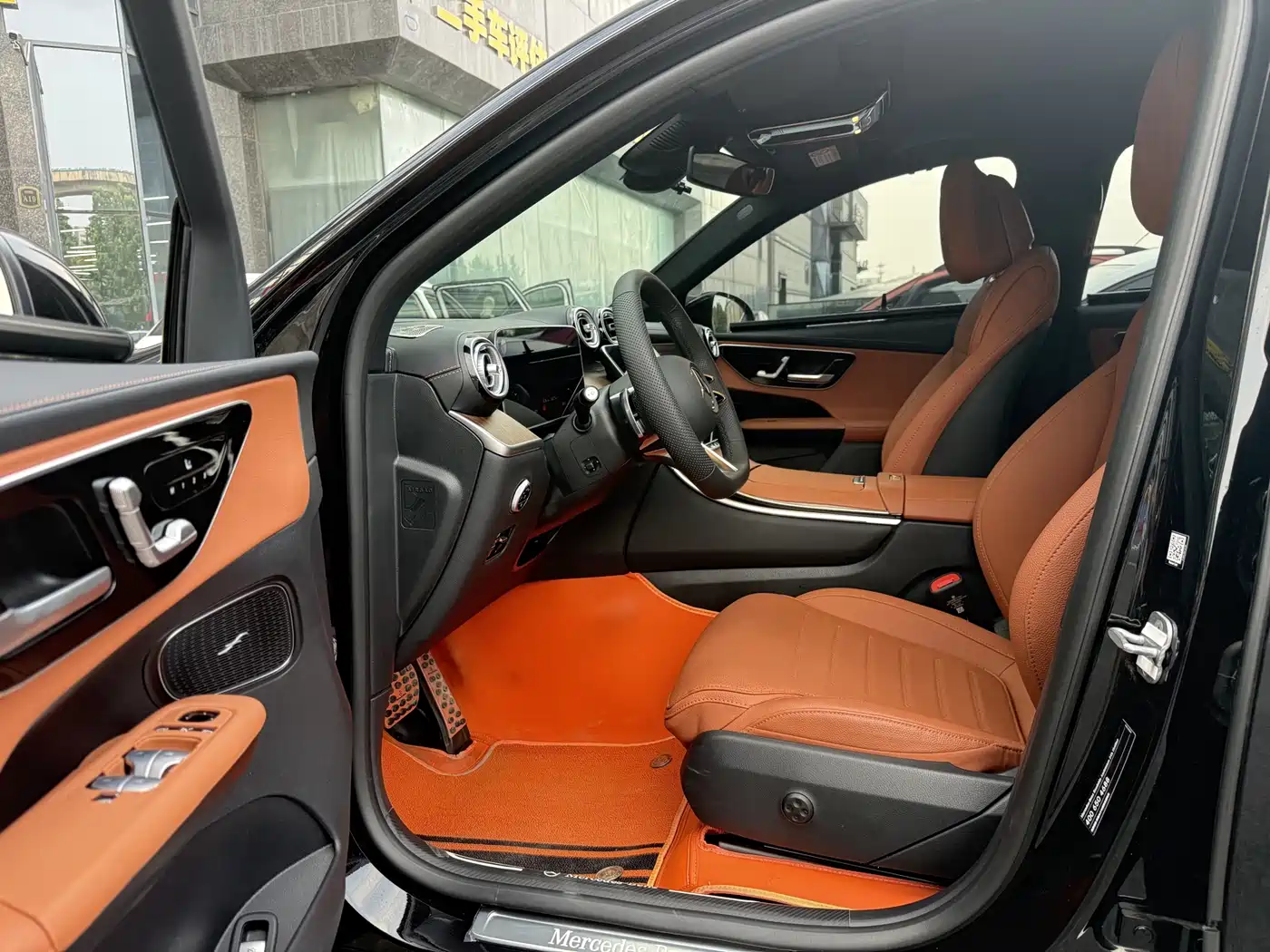Mercedes-Benz GLC 2025 GLC 300 L 4MATIC Dynamic 5-seater фото 3