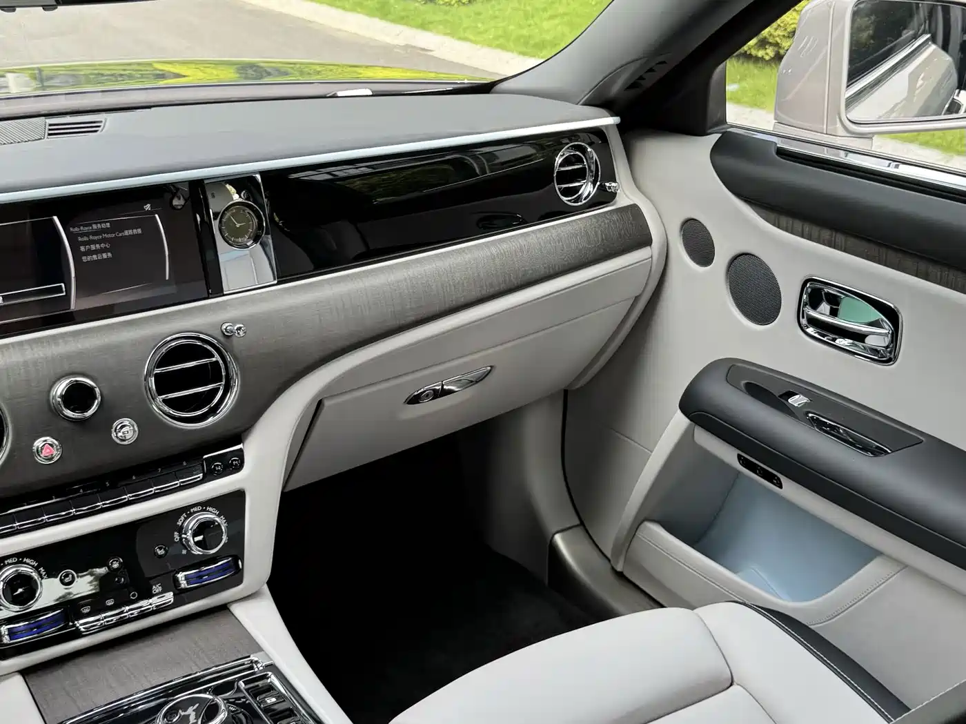 Rolls-Royce Ghost 2023 2021 6.7T Long Wheelbase