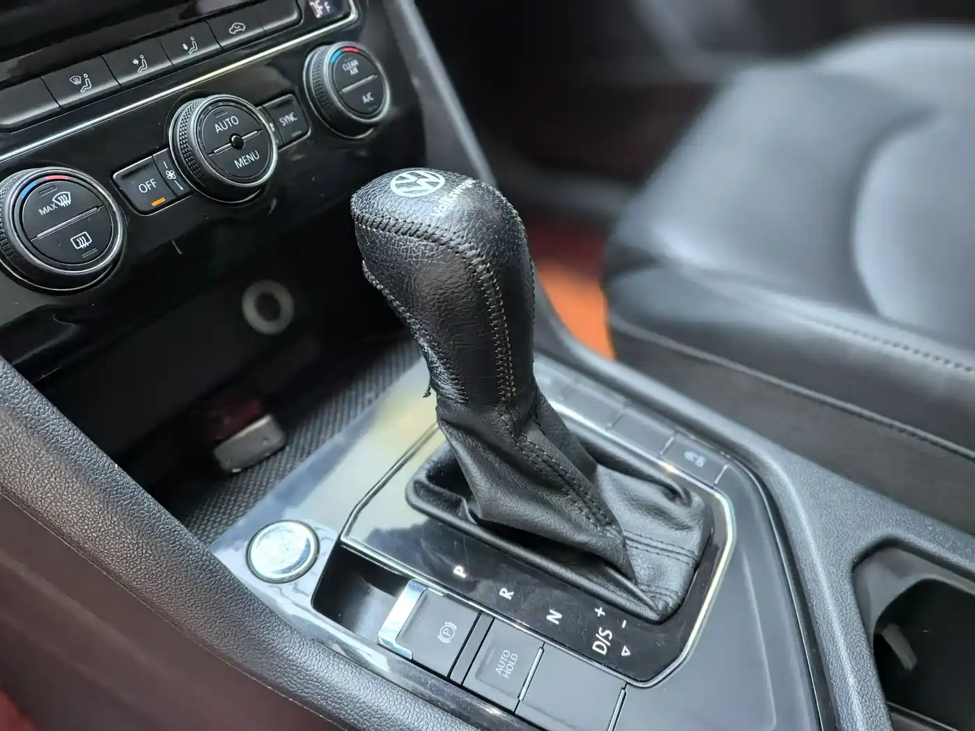 Volkswagen Tharu 2019 280TSI 2WD Comfort Edition China V фото 10