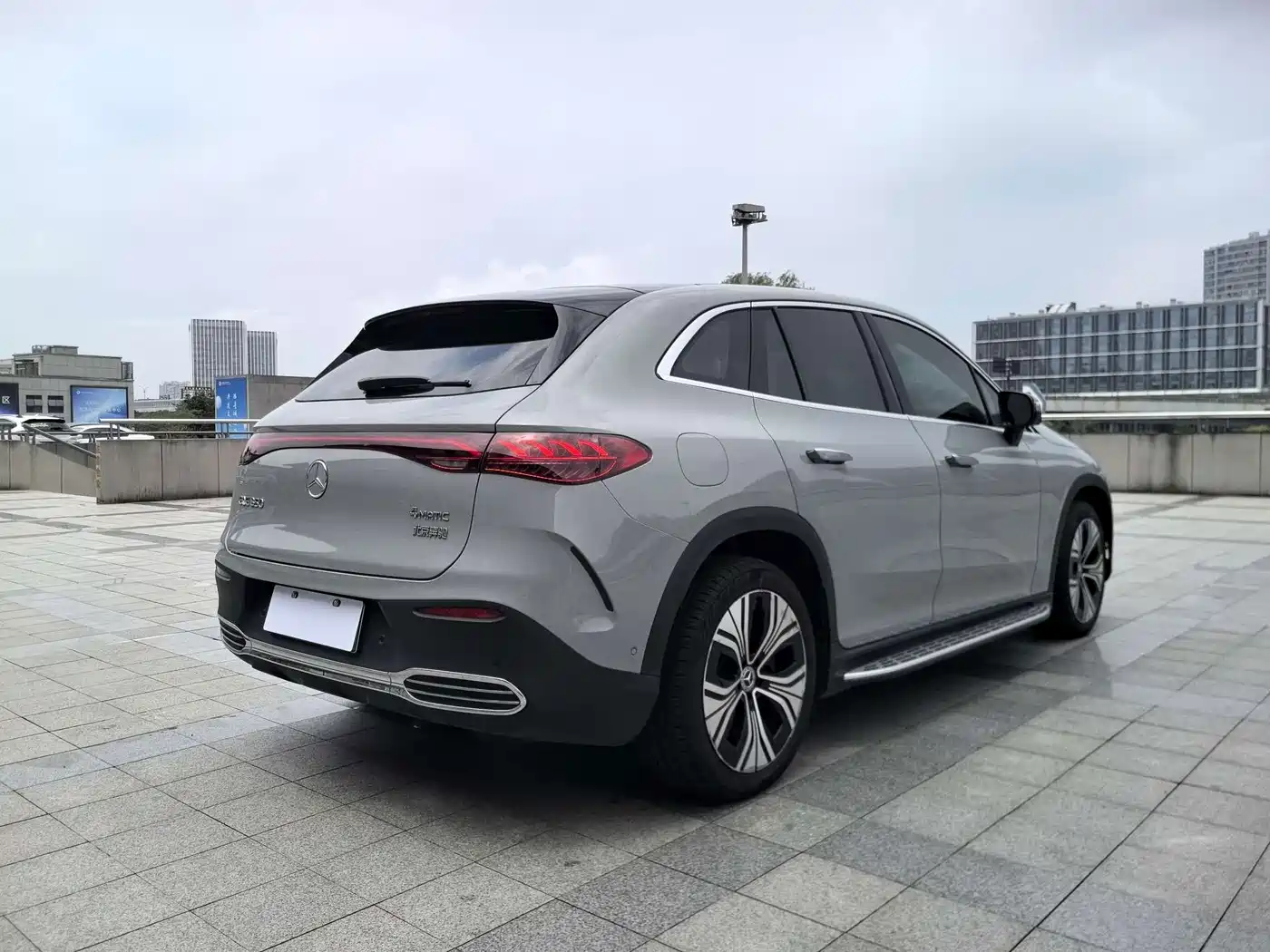 Mercedes-Benz EQE SUV 2023 2023 350 4MATIC Luxury Edition