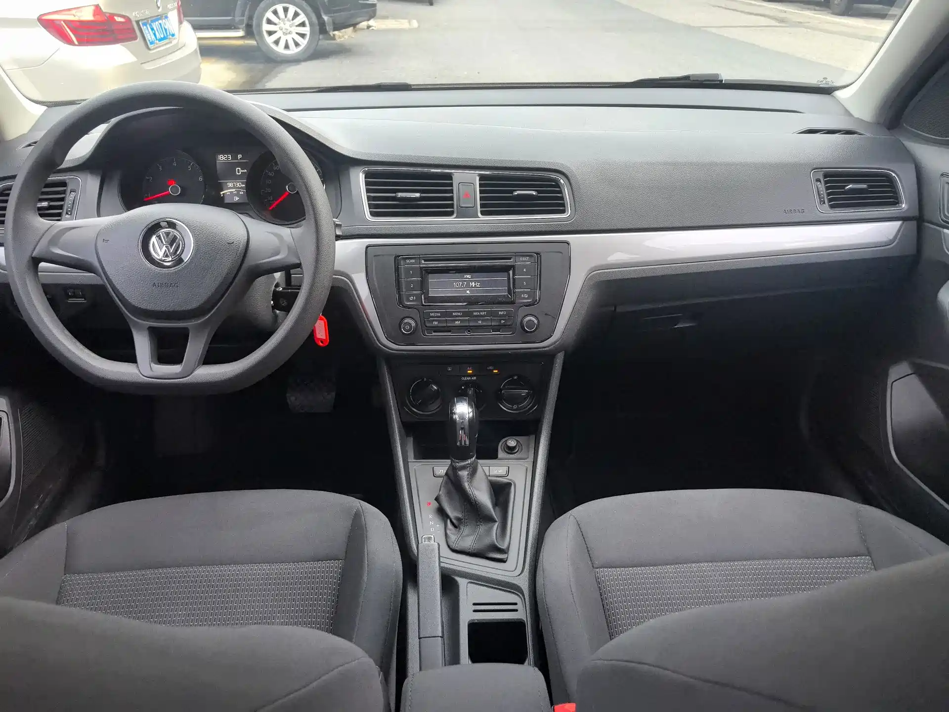 Photo 9 - Volkswagen Lavida