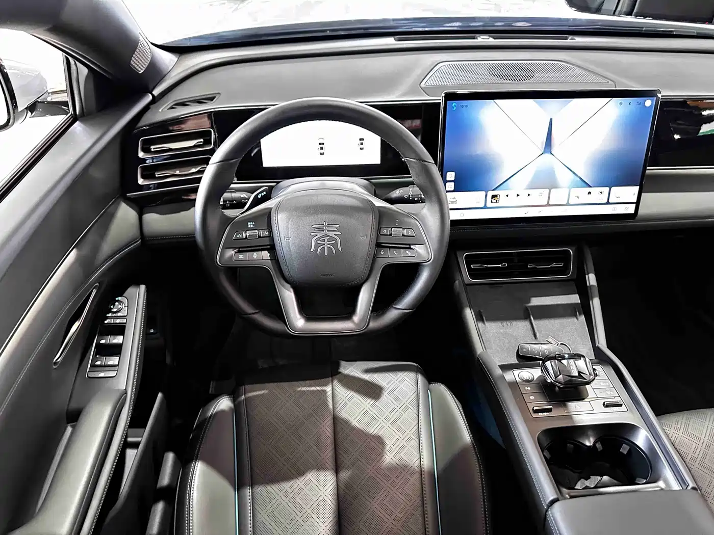 BYD Qin L 2025 2025 DM-i Smart Drive Edition 120KM Excellence Type