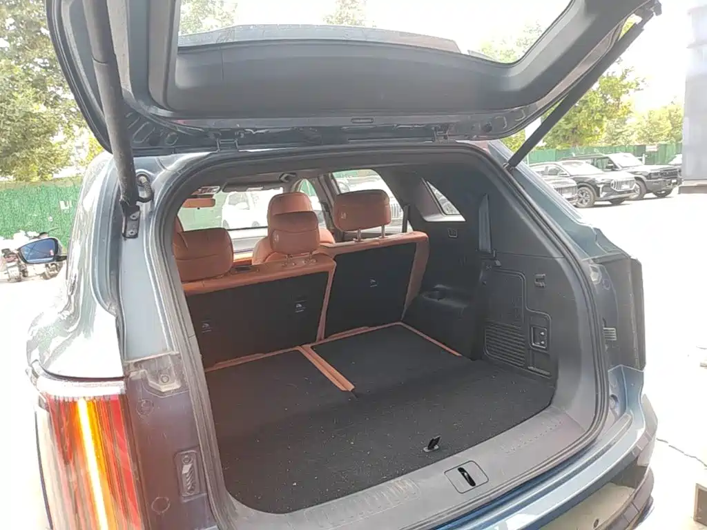 Jetour X70L 2025 2025 2.0T Automatic Flagship 7-Seater