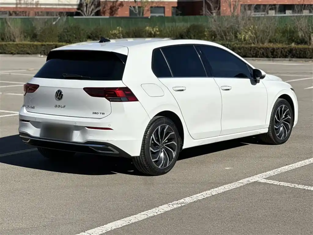 Volkswagen Golf 2023 280TSI DSG Pro фото 17