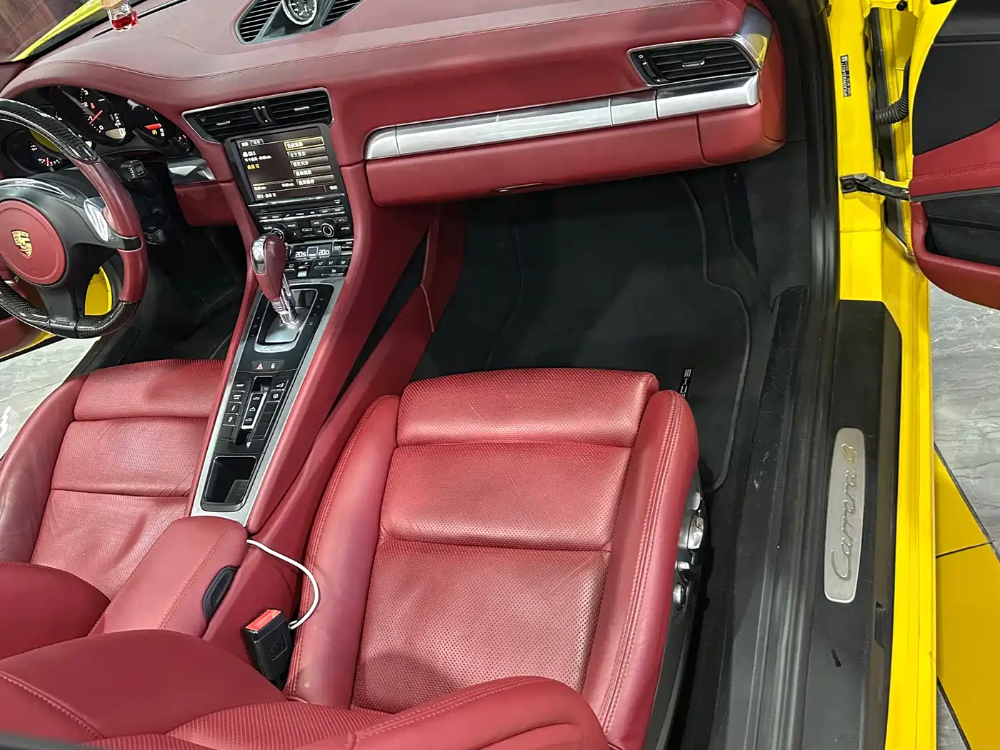 Porsche 911 2013 Carrera 4 Cabriolet 3.4L фото 6