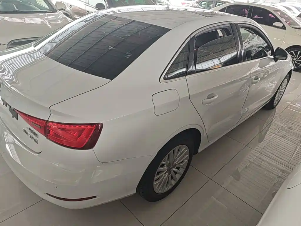 Фото 5 - Audi A3
