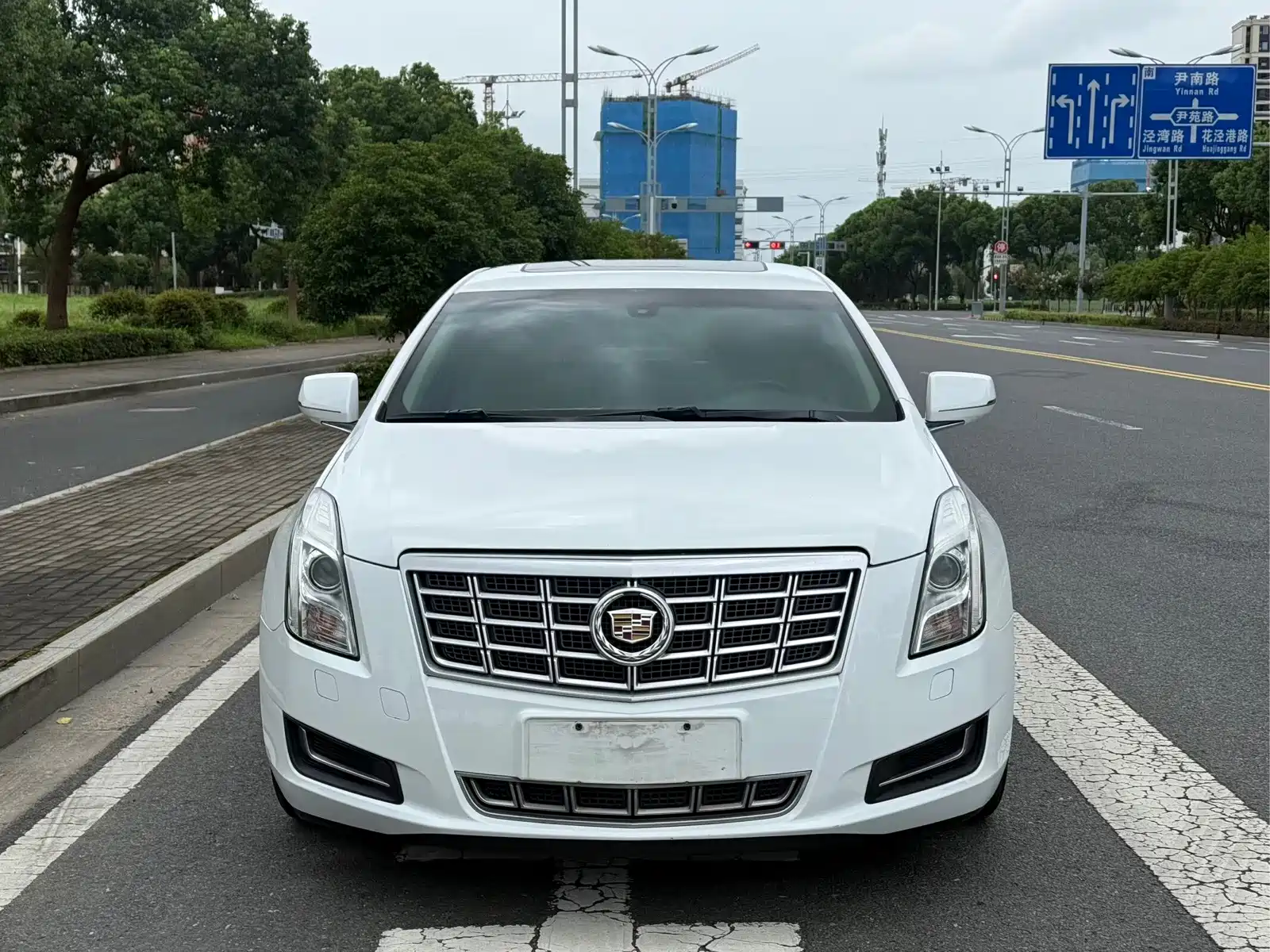 Фото 2 - Cadillac XTS