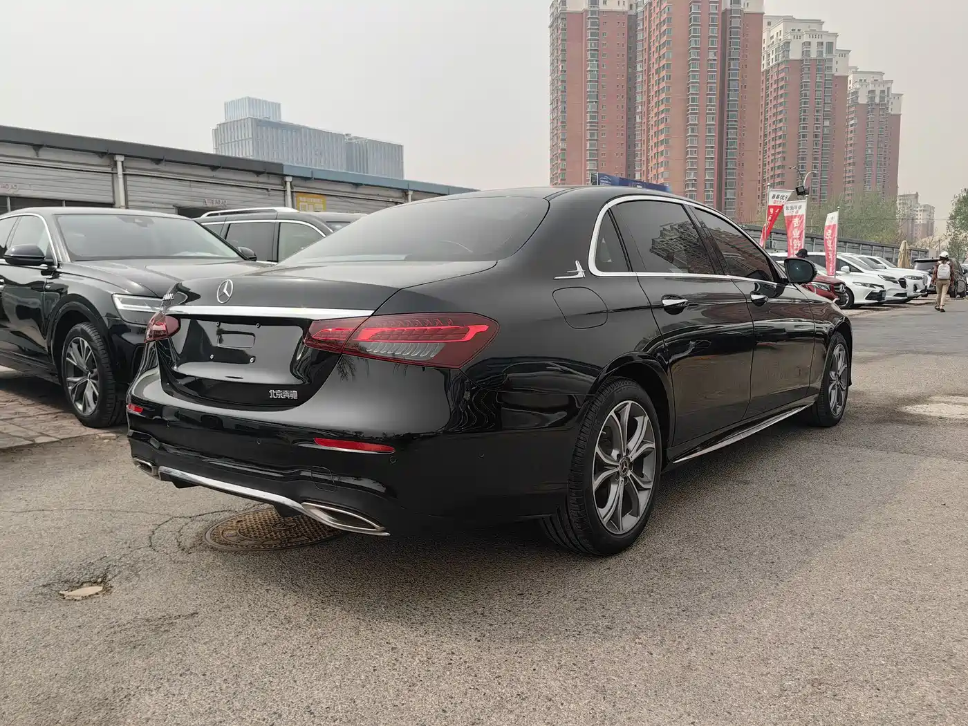 MERCEDES-BENZ E CLASS