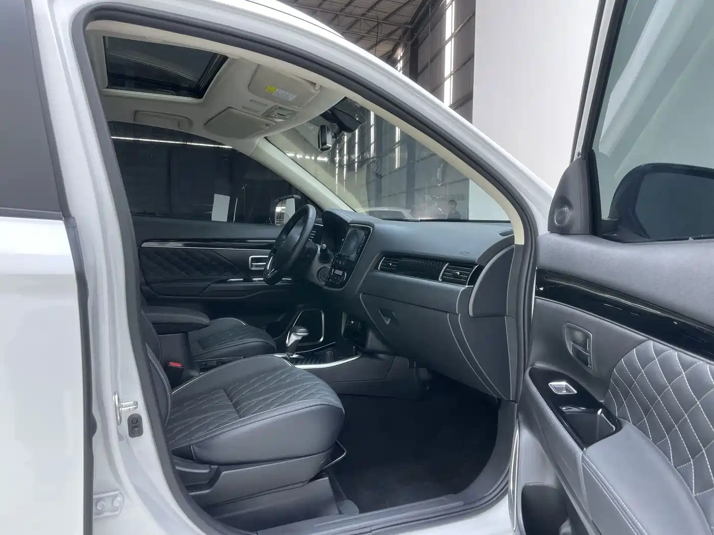 Mitsubishi Outlander 2023 2021 2.0L FWD Comfort Edition 5-seater