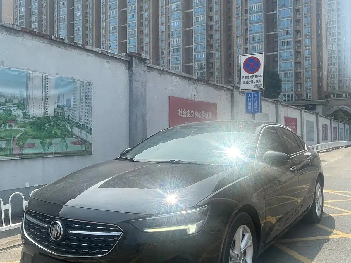2021-2023 Buick Regal