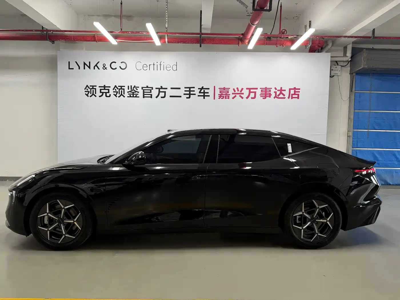 Lynk & Co 10 EM-P 2025 Facelift 240 AWD Ultra фото 12