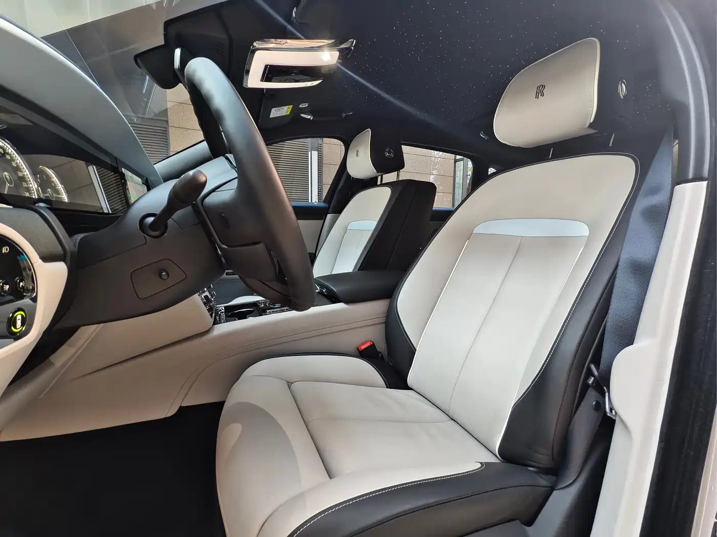Rolls-Royce Ghost 2024 6.7T Long Wheelbase фото 5