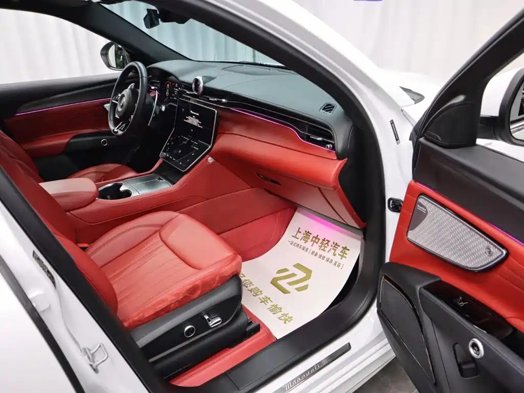 Maserati Grecale 2024 2023 2.0T GT