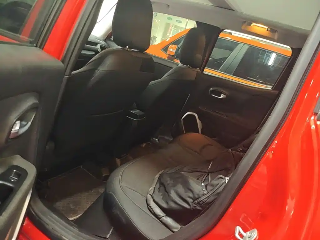 Jeep Renegade 2018 2018 Connected Large Screen Edition 180T Automatic High Energy