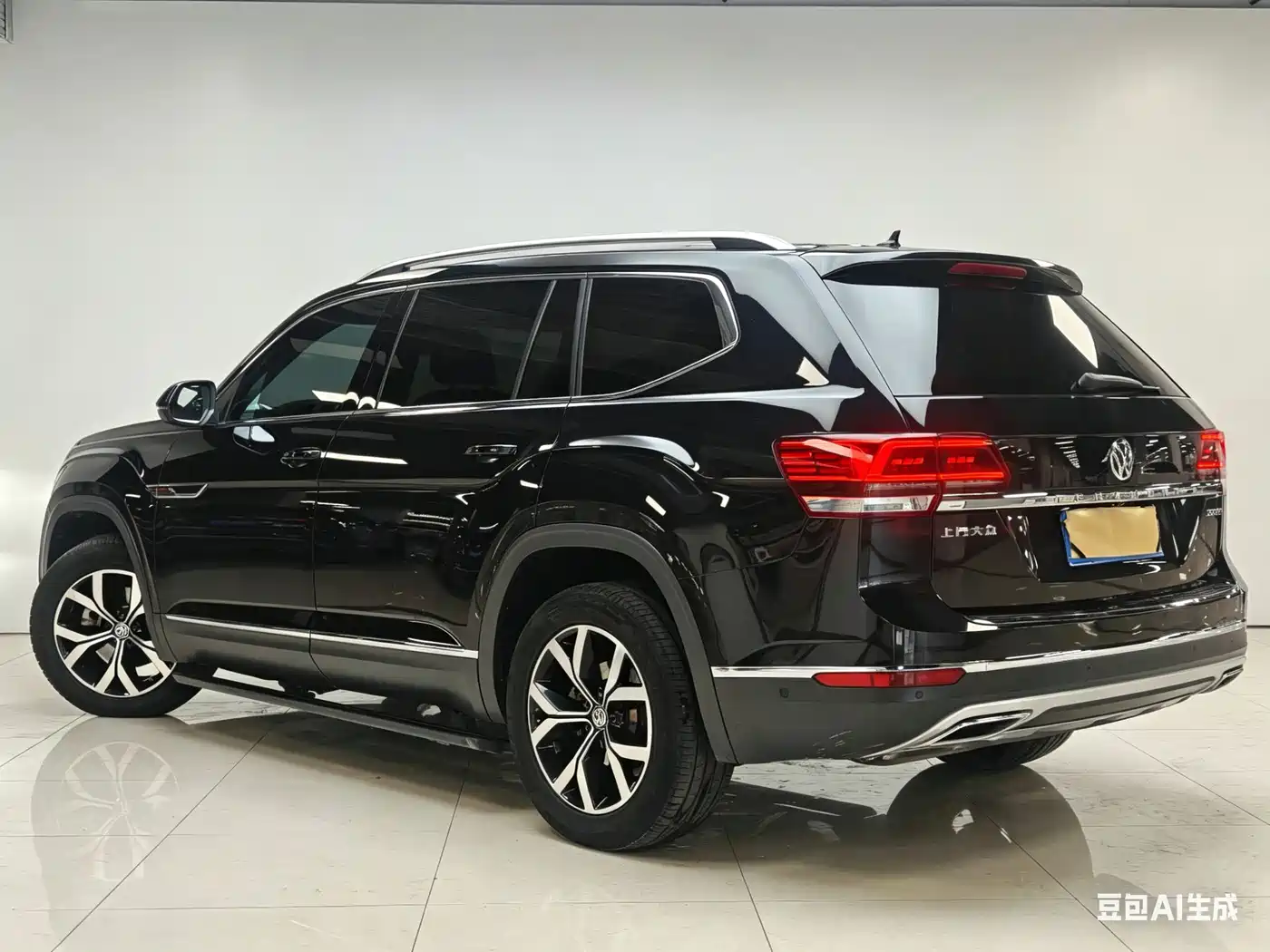 Volkswagen Teramont 2019 330TSI 2WD Luxury China VI фото 4