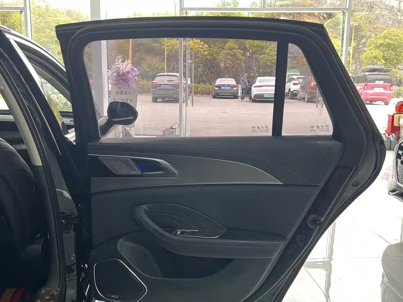 Hongqi H5 2023 1.5T DCT Smart Connect Flag Rhythm фото 34