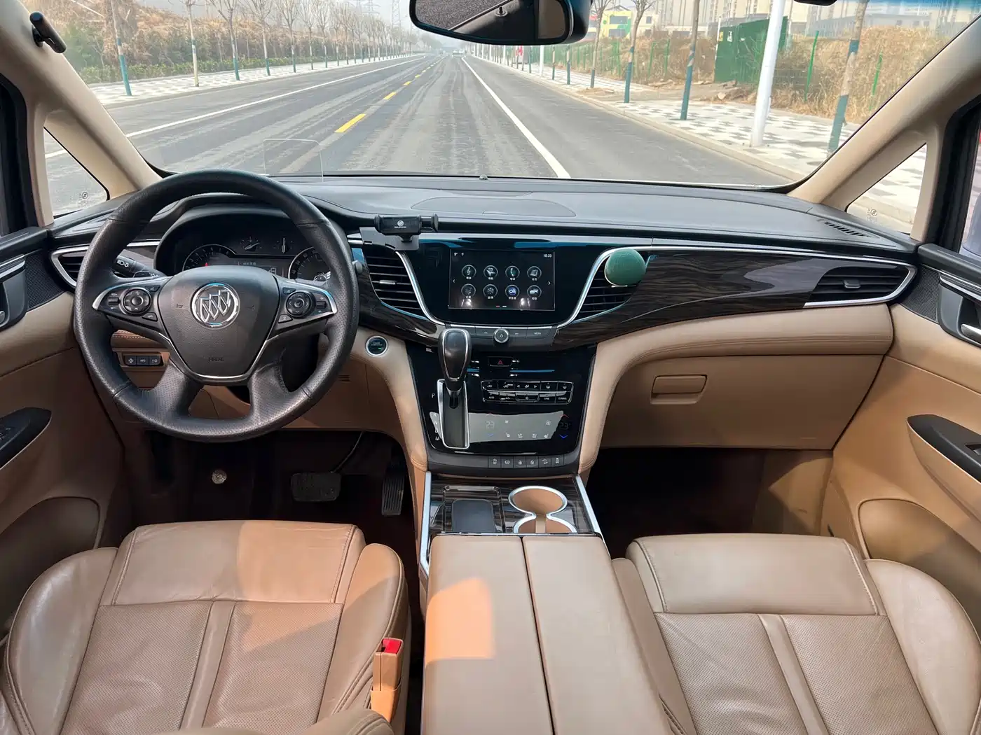 Buick GL8 2018 ES 28T Flagship Type China VI фото 5