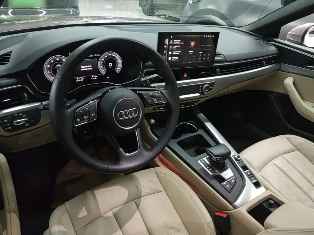 Фото 10 - Audi A5 (Import)