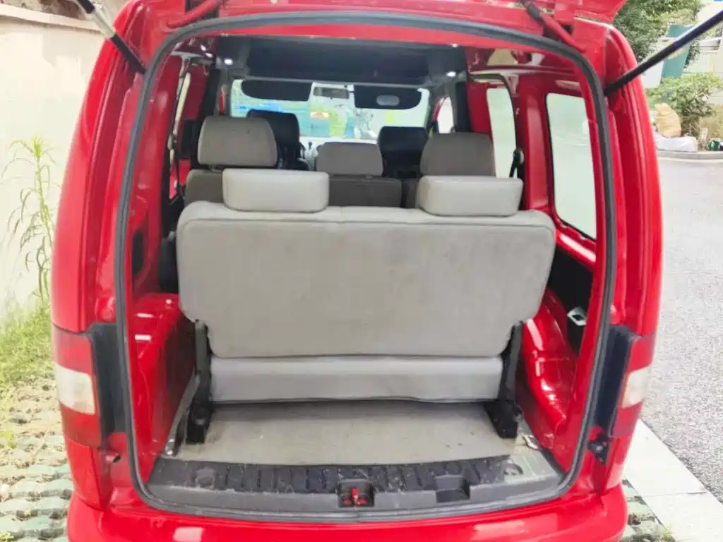 Volkswagen Caddy 2008 2005 1.6L Functional 7-seater