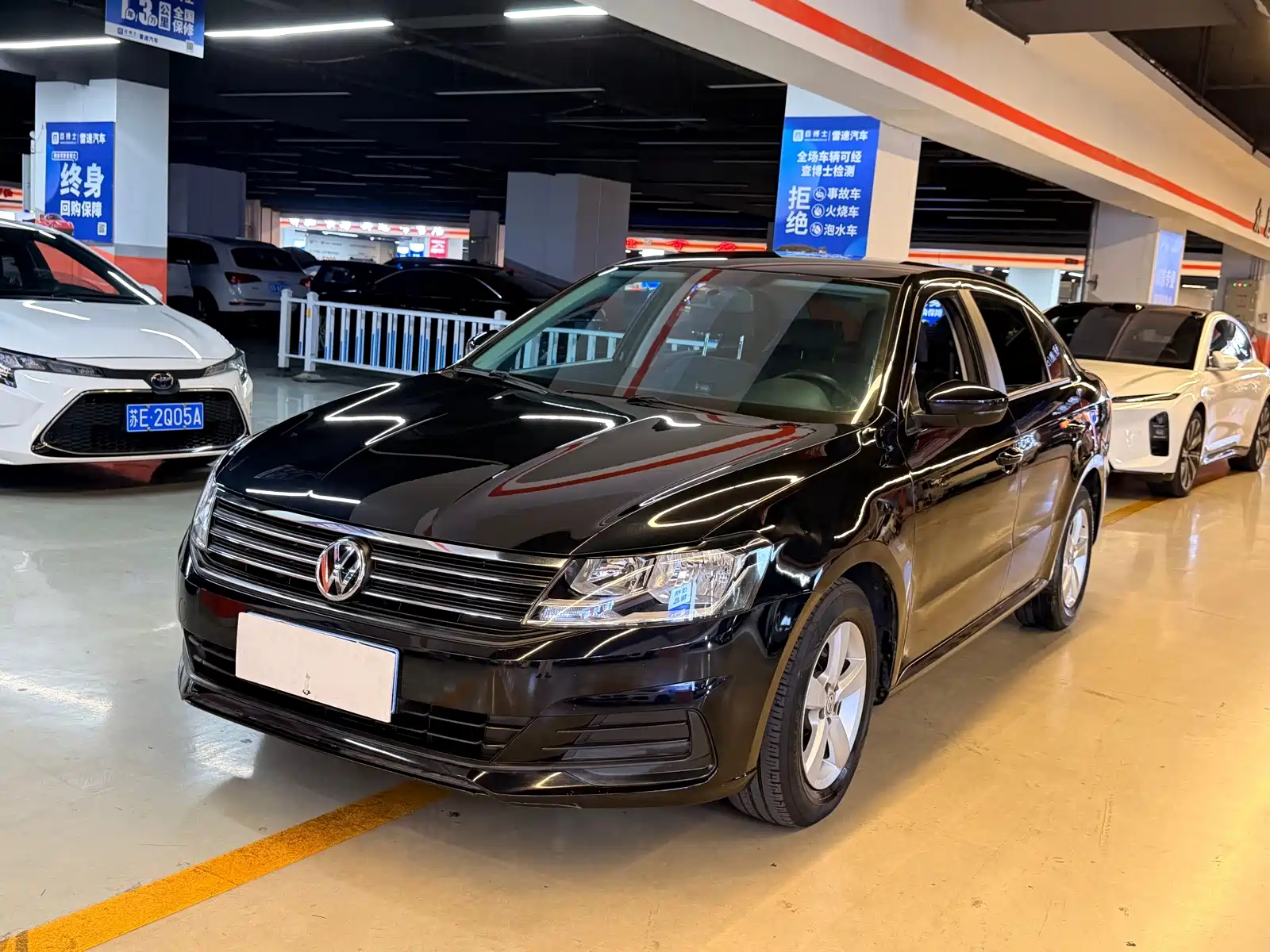 Фото 1 - Volkswagen Lavida