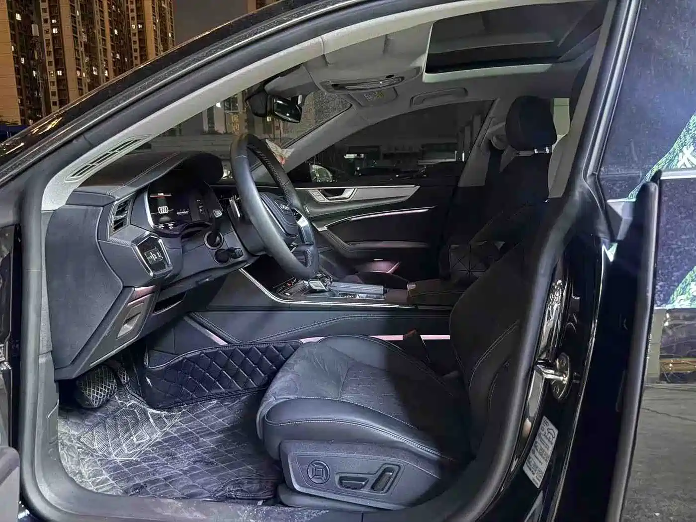 Audi A7L 2026 2025 Model Year 45 TFSI quattro Premium