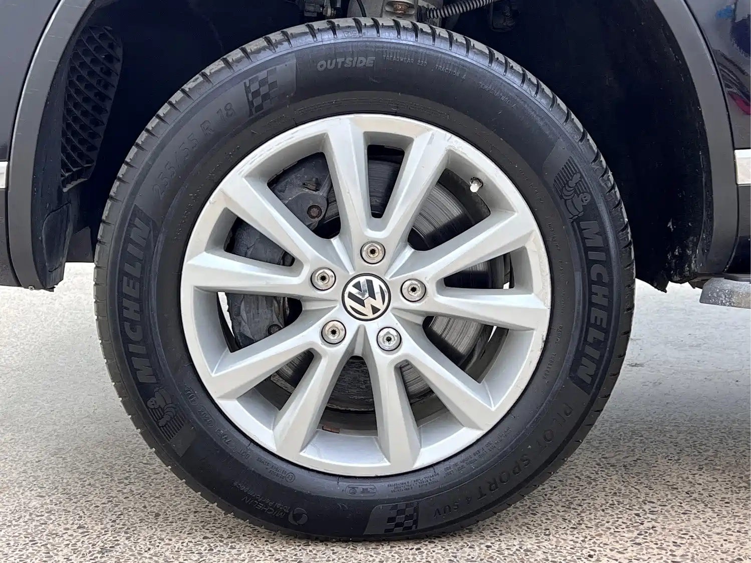 Фото 22 - Volkswagen Touareg