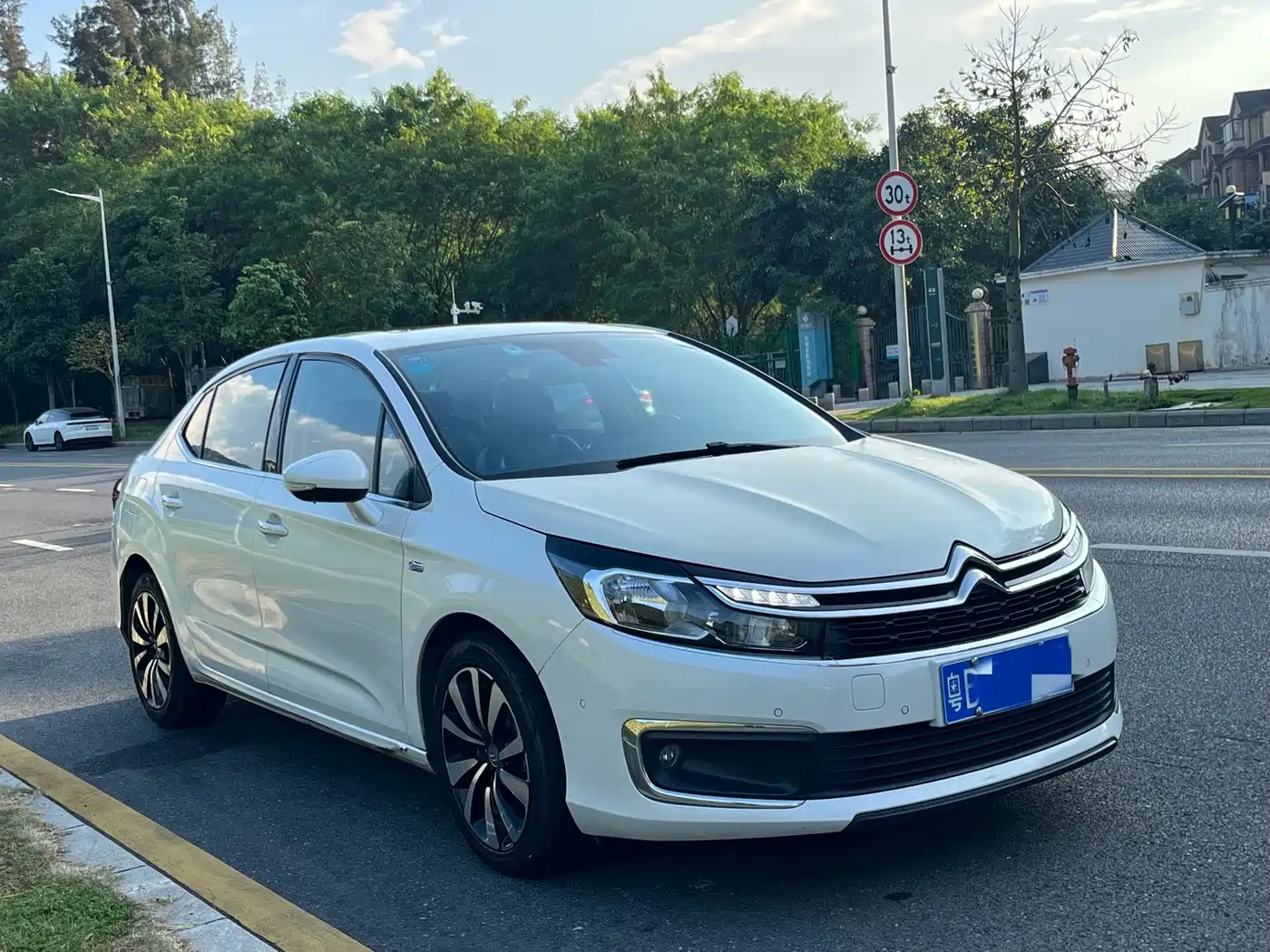 Citroën C4L 2016 2016 1.6T Automatic Elite Edition