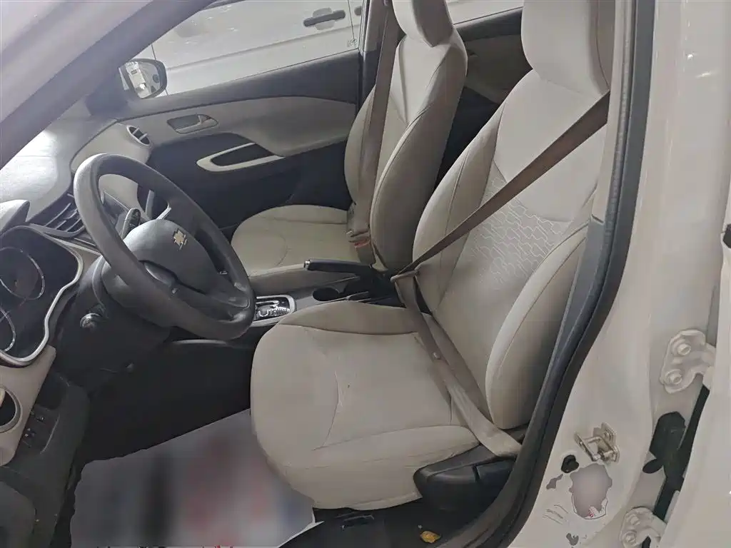 Chevrolet Sail 2015 Sail 3 1.3L AMT Ideal Edition фото 7
