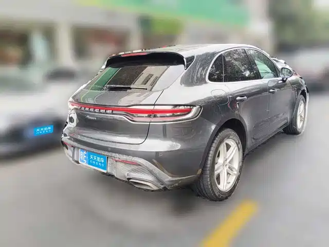 Porsche Macan 2023 Macan 2.0T — фото 2