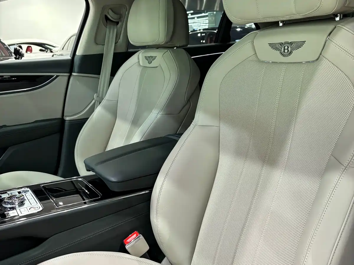 Bentley Flying Spur 2024 2024 4.0T V8 Standard Edition