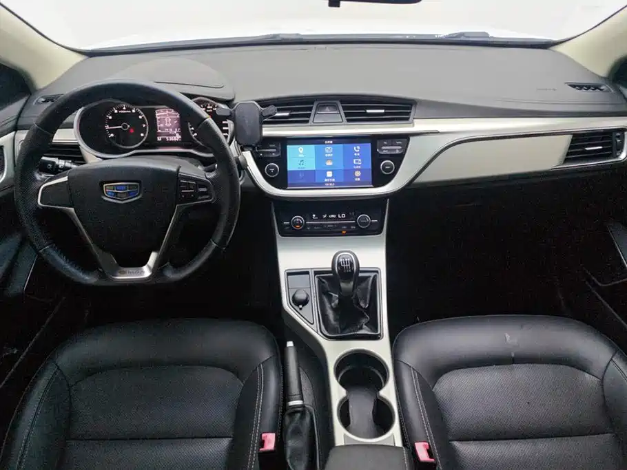 Photo 12 - Geely Emgrand GL