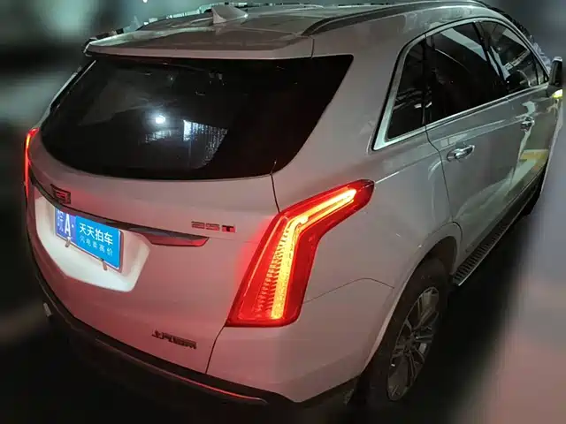 Cadillac XT5 2018 25T Luxury — фото 2
