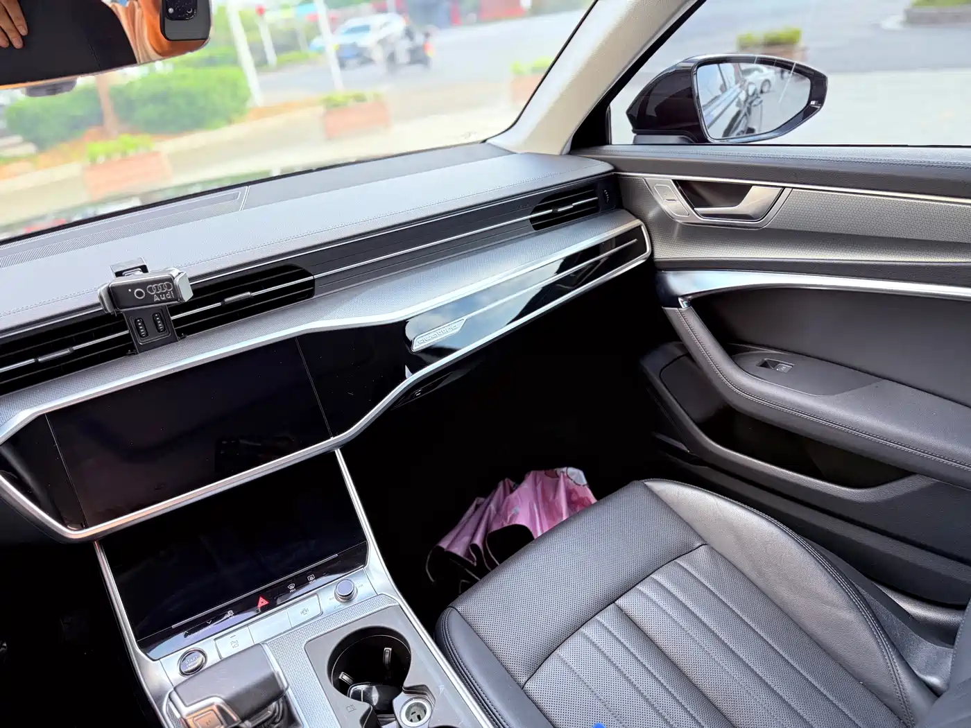 Audi A6 (Import) 2023 Model allroad quattro 55 TFSI Grand Explorer Edition фото 15