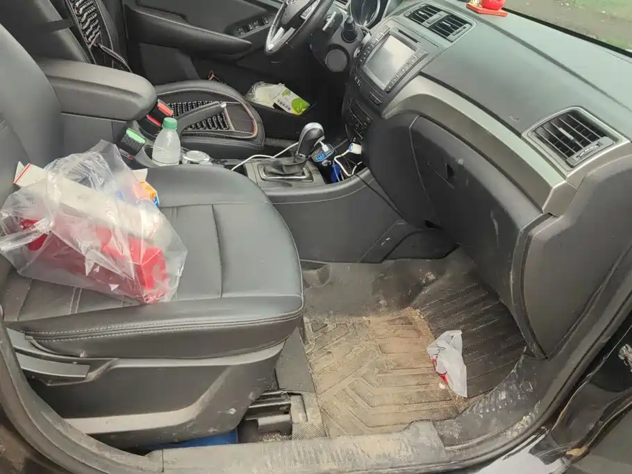 BAIC Senova X65 2015 2015 2.0T Automatic Elite