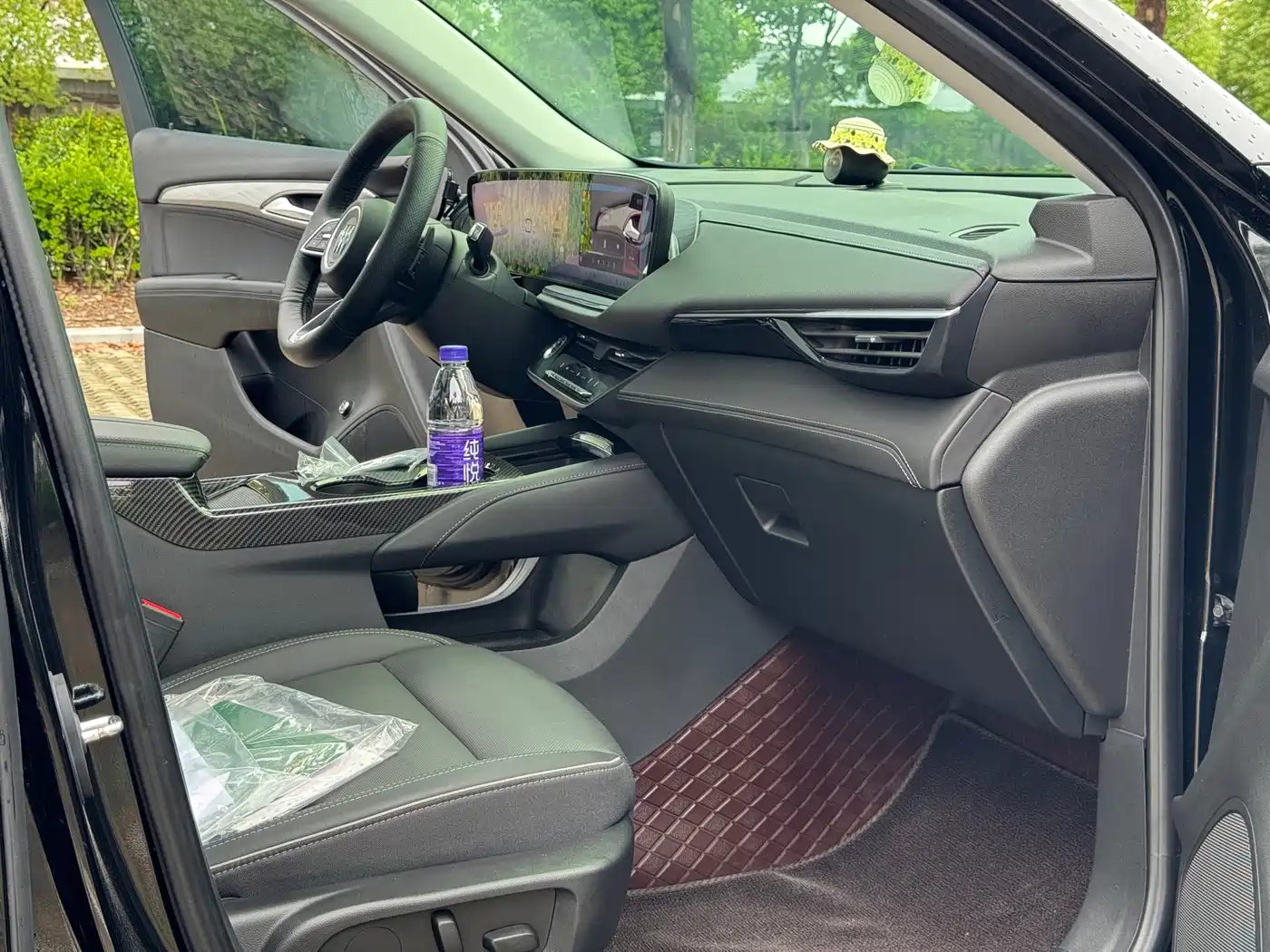 Buick Envision Plus 2025 Enclave Plus 28T 2WD Platinum Edition фото 16