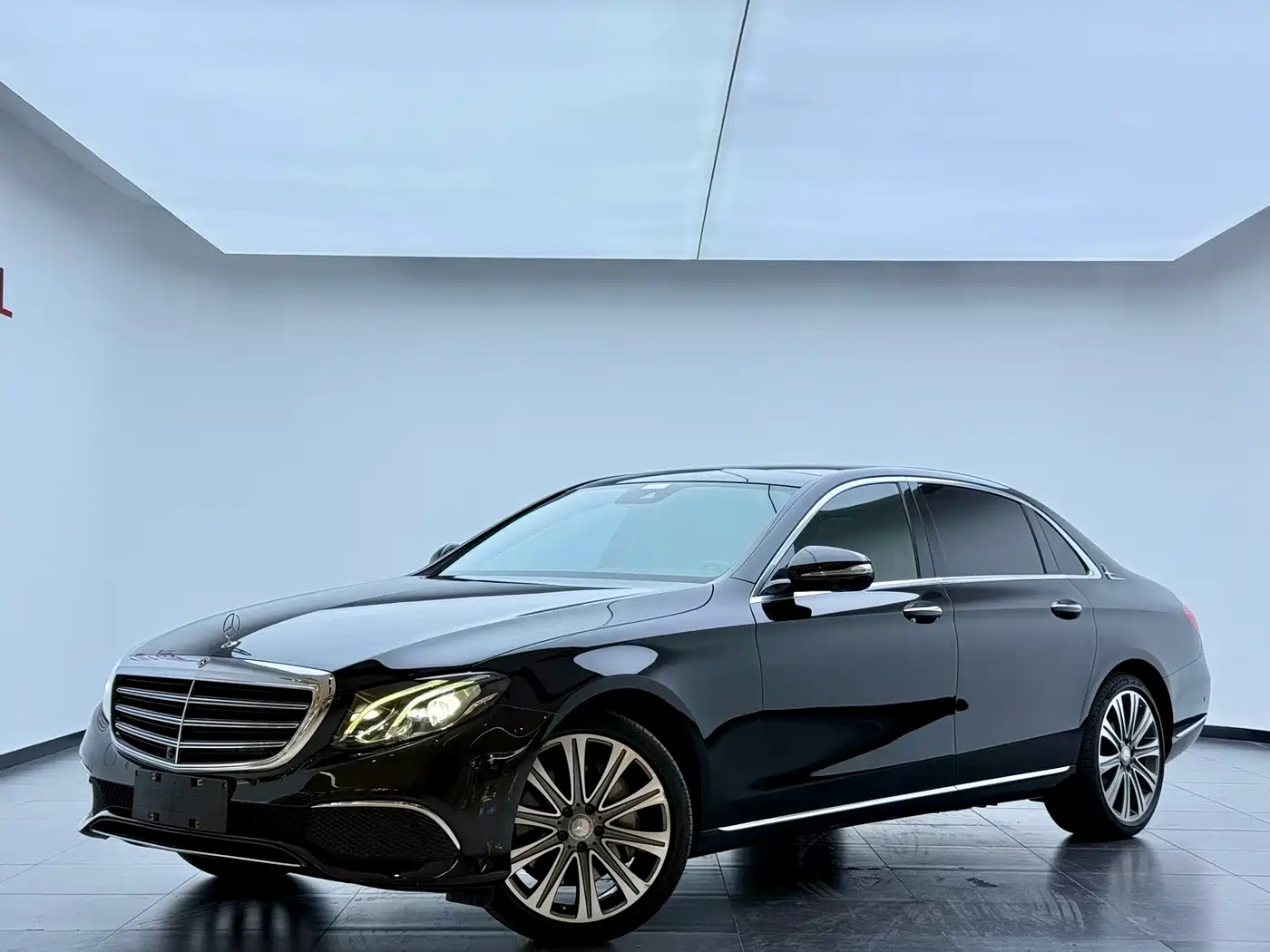Mercedes-Benz E-Class 2017 E 300 L Luxury
