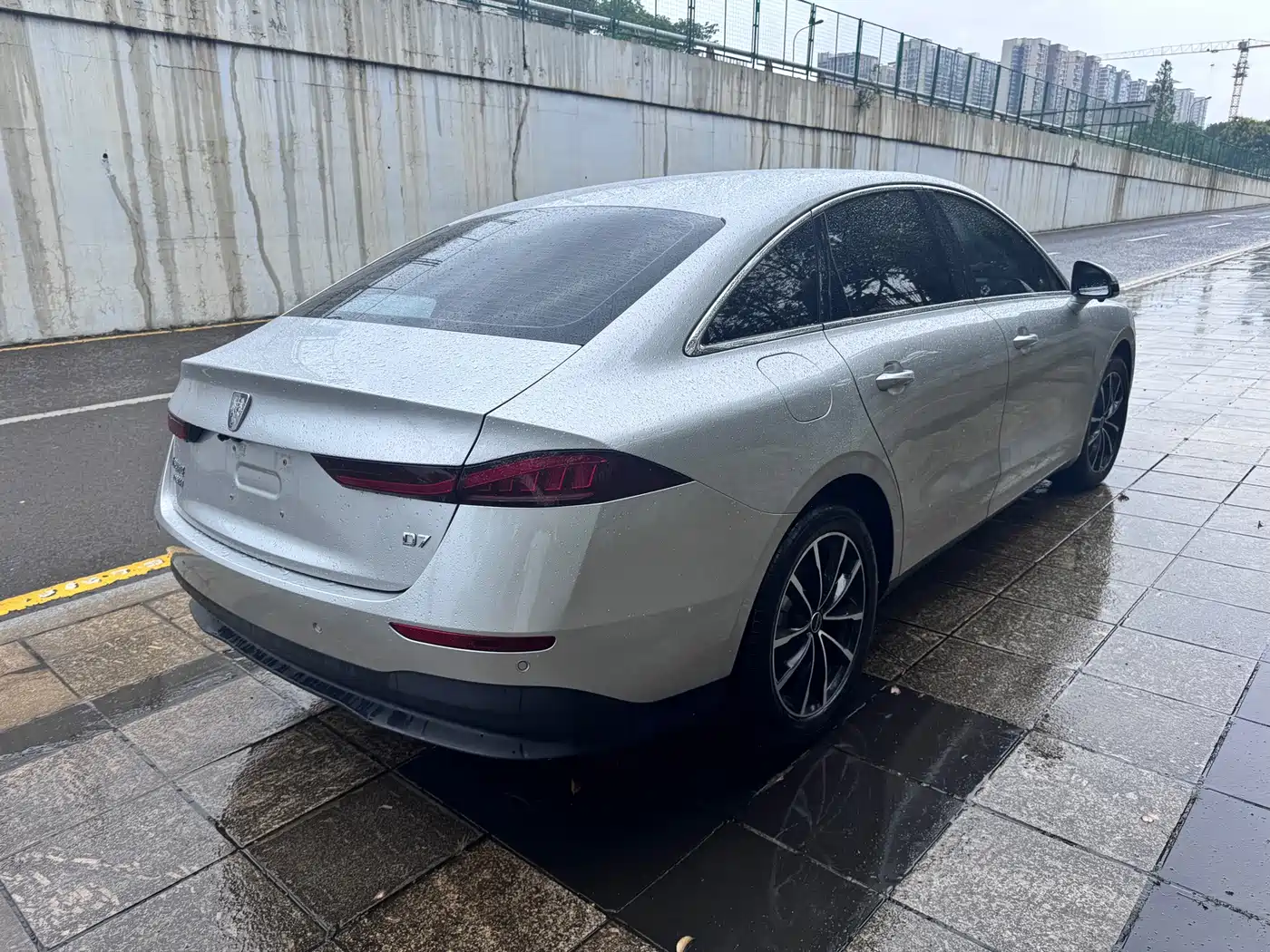 Roewe D7 2025 2025 DMH 125km World Champion Edition