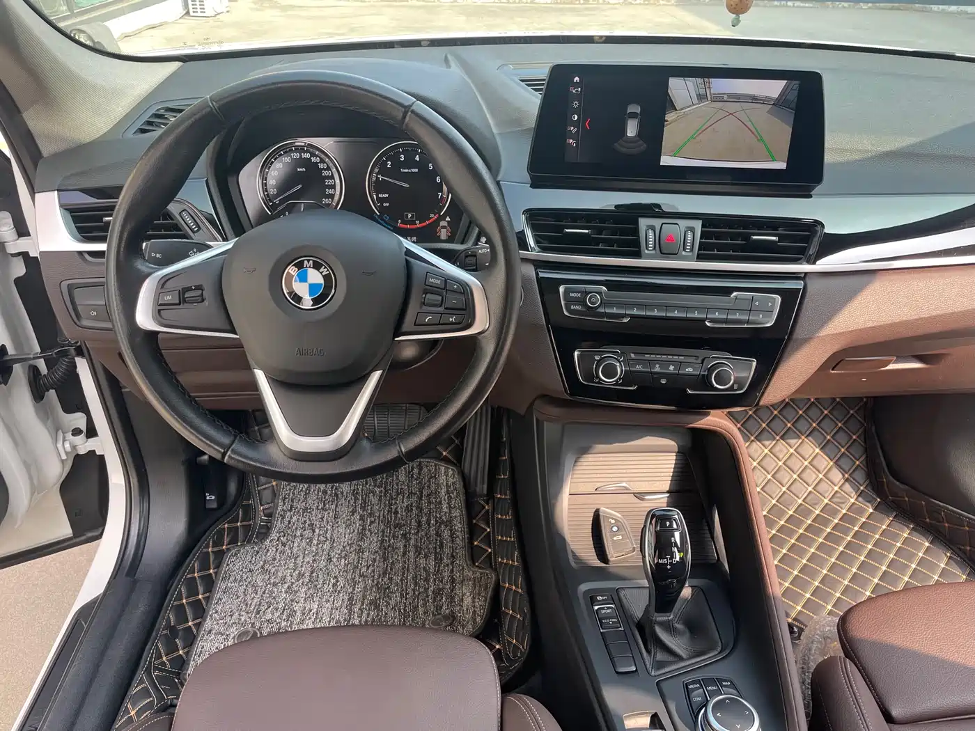 BMW X1 2022 sDrive20Li Fashion фото 15