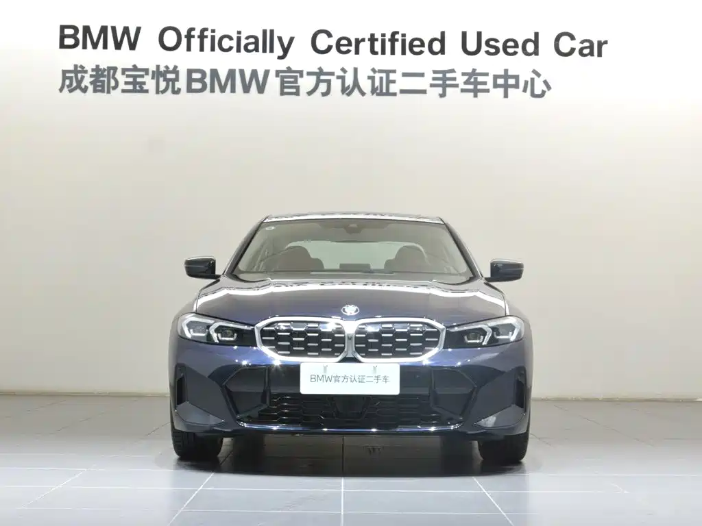Photo 2 - BMW 3 Series