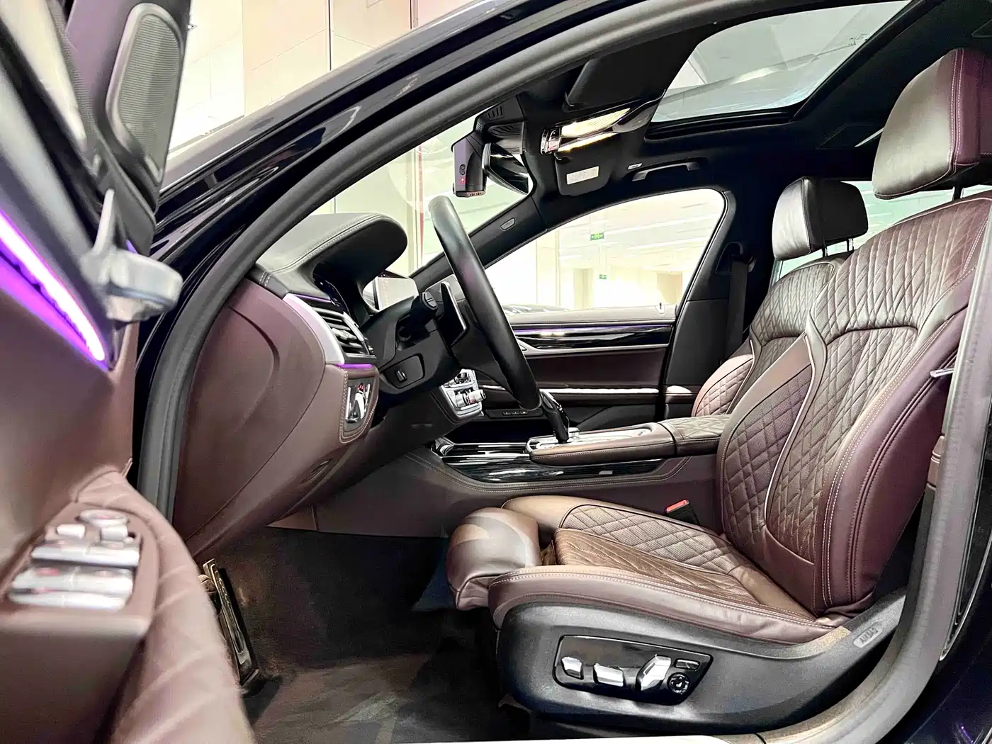 BMW 7 Series 2019 Facelift 740Li Leading M Sport Package фото 7