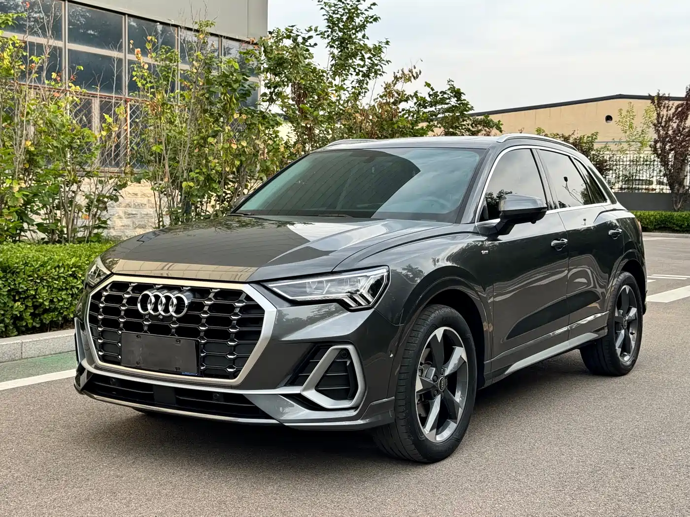 Audi Q3 2023 35 TFSI Fashion Dynamic (1.4T)