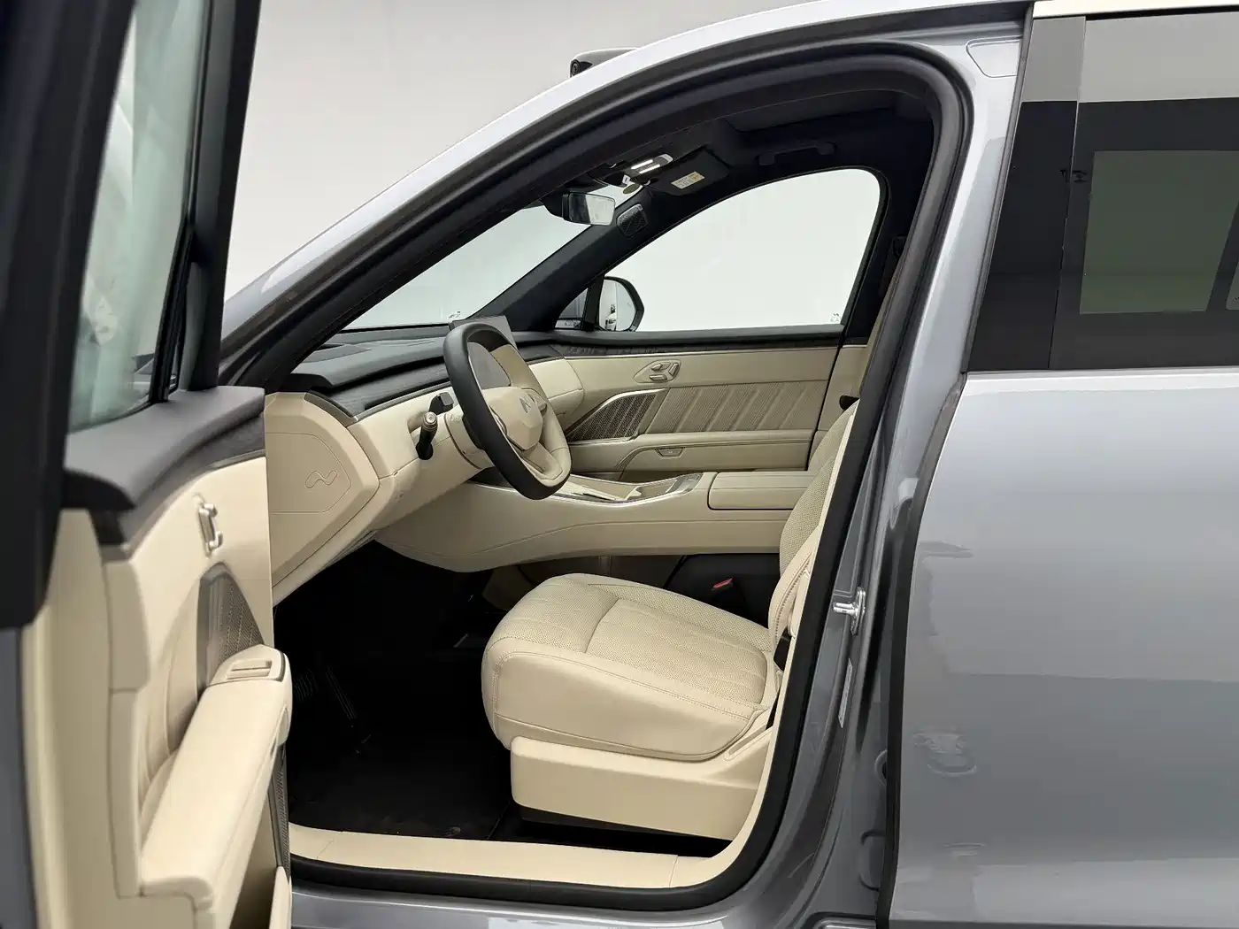 Ledao L90 2025 2025 AWD Base Model