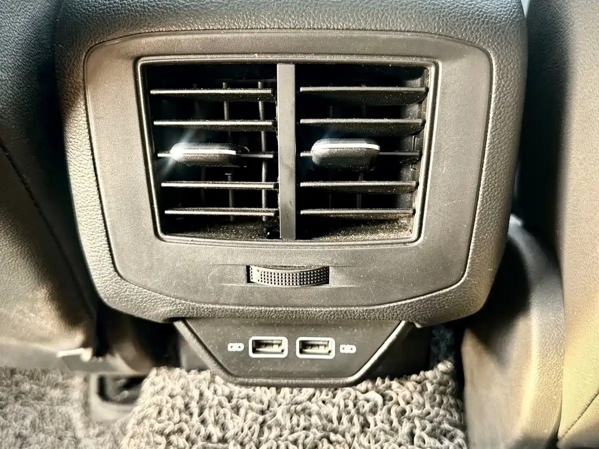 VOLKSWAGEN T ROC EXPLORING SONGS