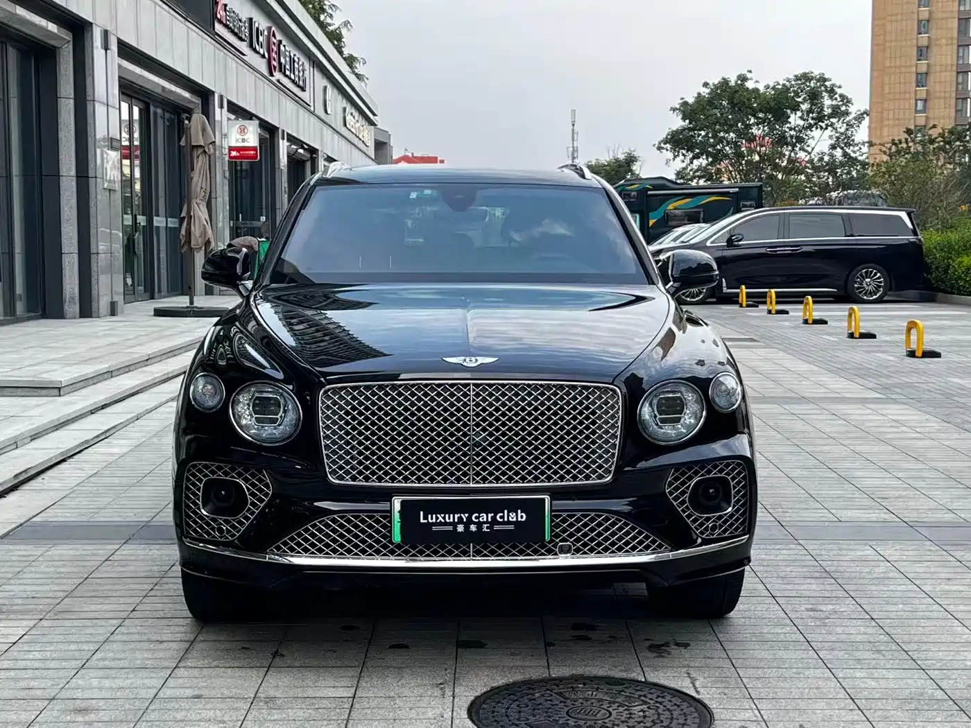BENTLEY TIMYUE PLUG-IN HYBRID