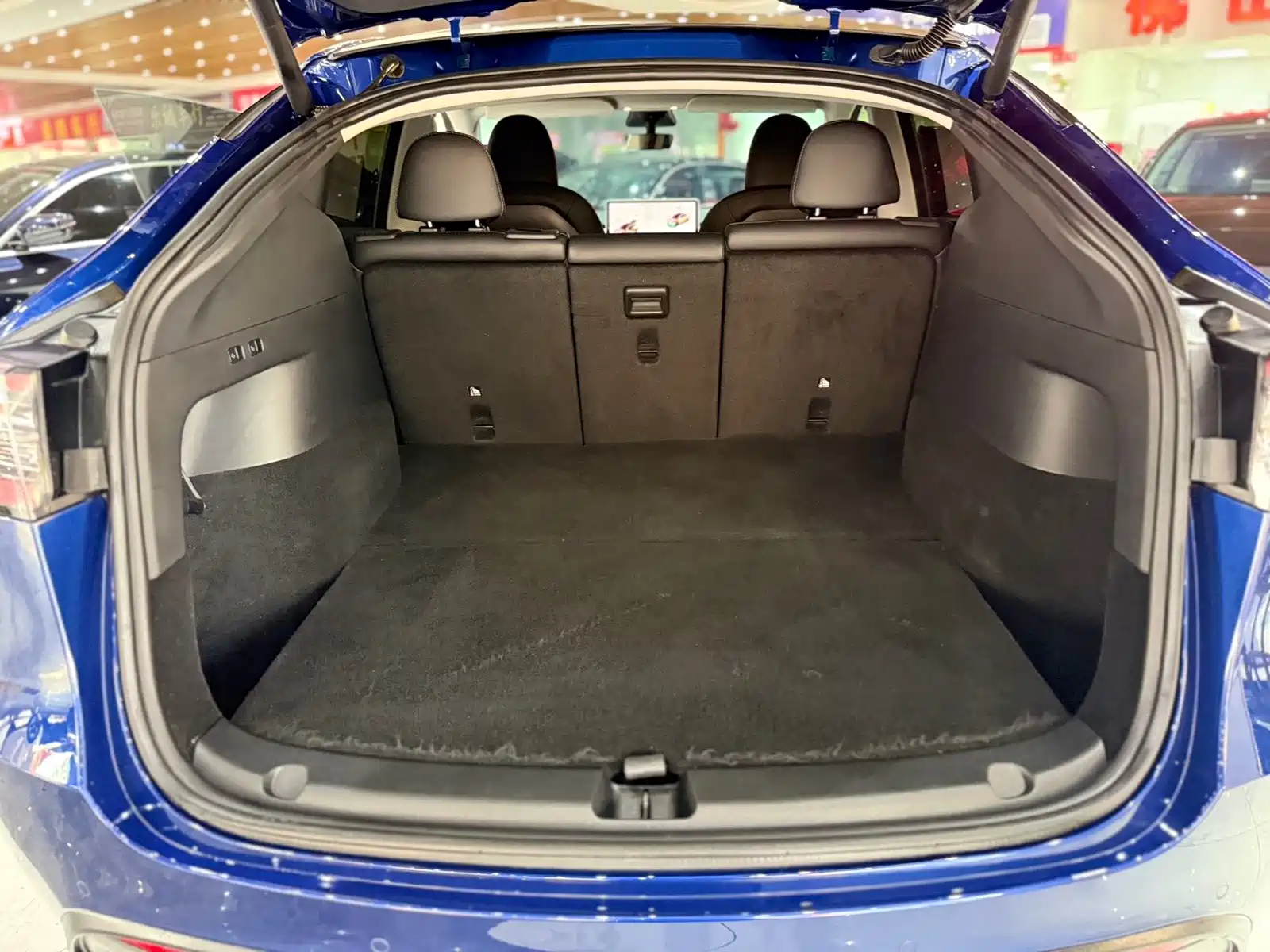 Фото 15 - Tesla Model Y