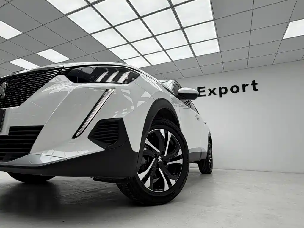 Peugeot 2008 2023 2022 230THP THE ONE