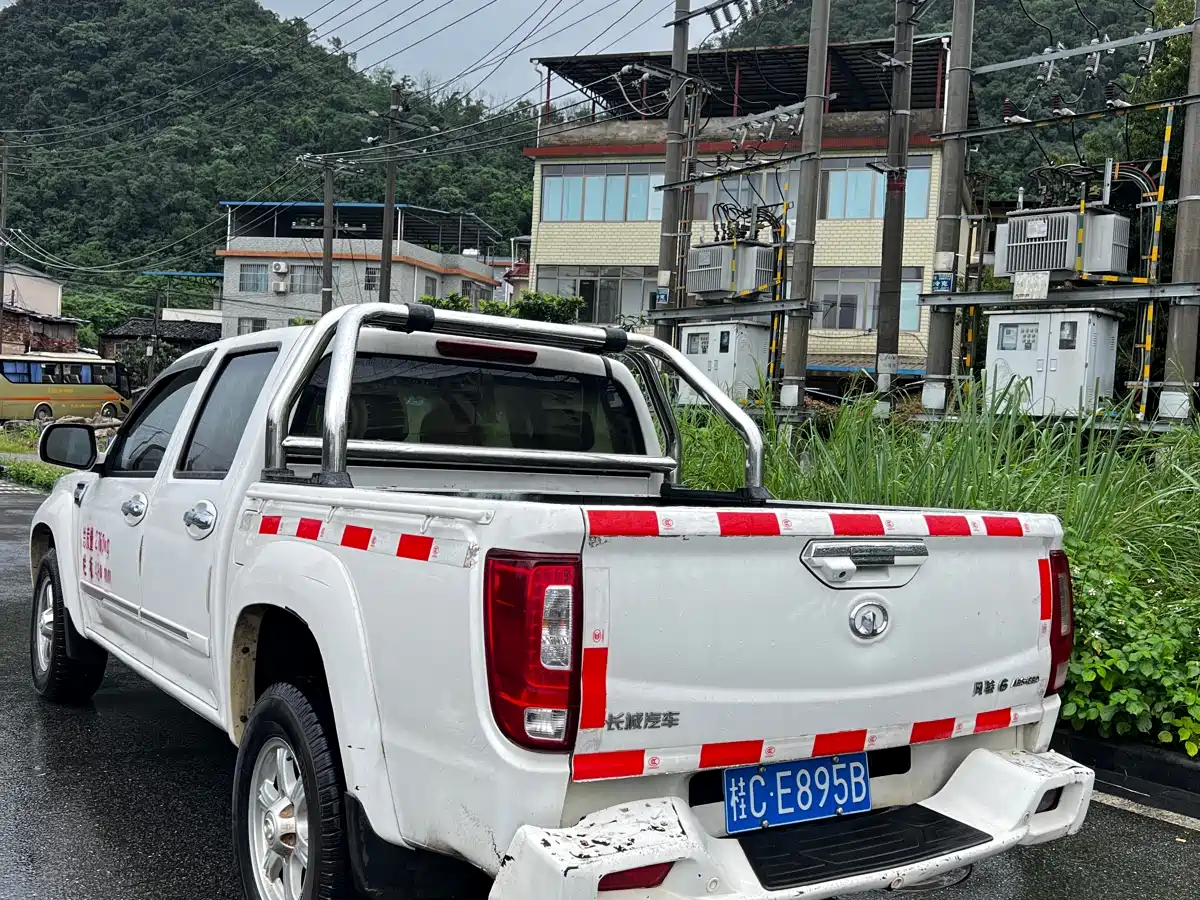 Great Wall Fengjun 6 2015 2014 2.0T 2WD Elite 4D20B