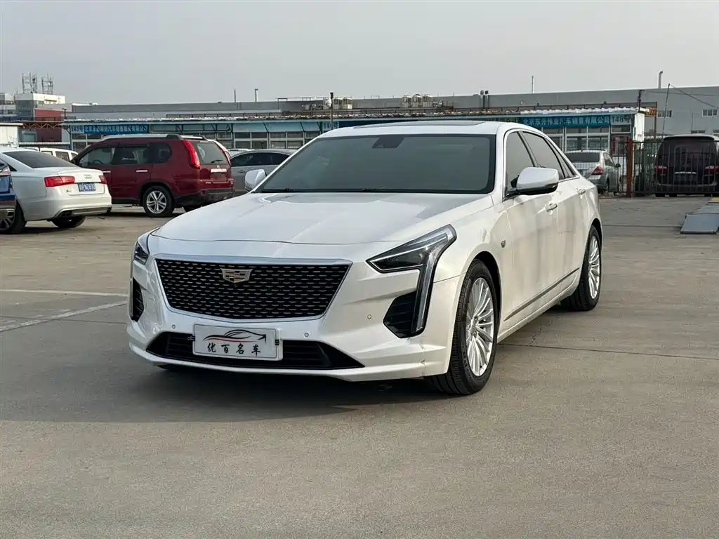 CADILLAC CT6